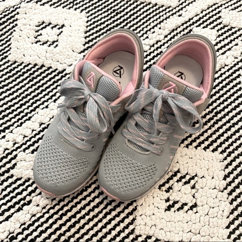Zeba sneakers